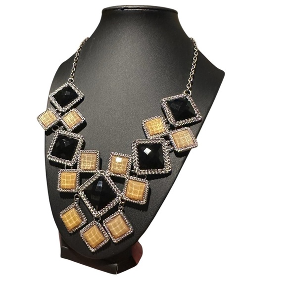 Elegant Black and Gold Statement Necklace - Picture 2 of 3